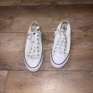 Converse low top